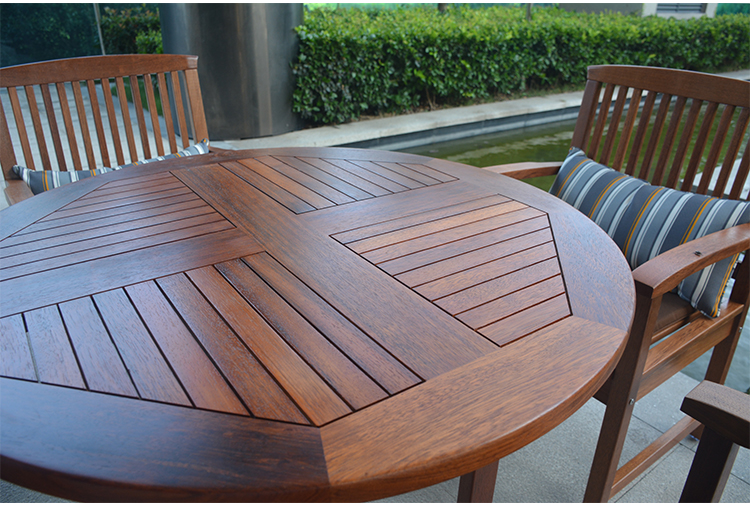 Ngoài trời rắn gỗ đồ nội thất dứa dinette gỗ bảo quản gỗ vườn vườn ban công giải trí ghế bàn năm mảnh - Bàn ghế ngoài trời / sân bộ bàn ghế ban công chung cư