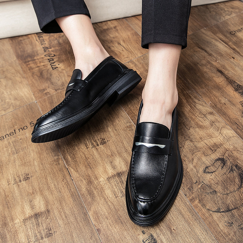 Korean version of pointed leather shoes men's British formal wear business casual hair stylist trendy summer breathable inner heightening men's shoes