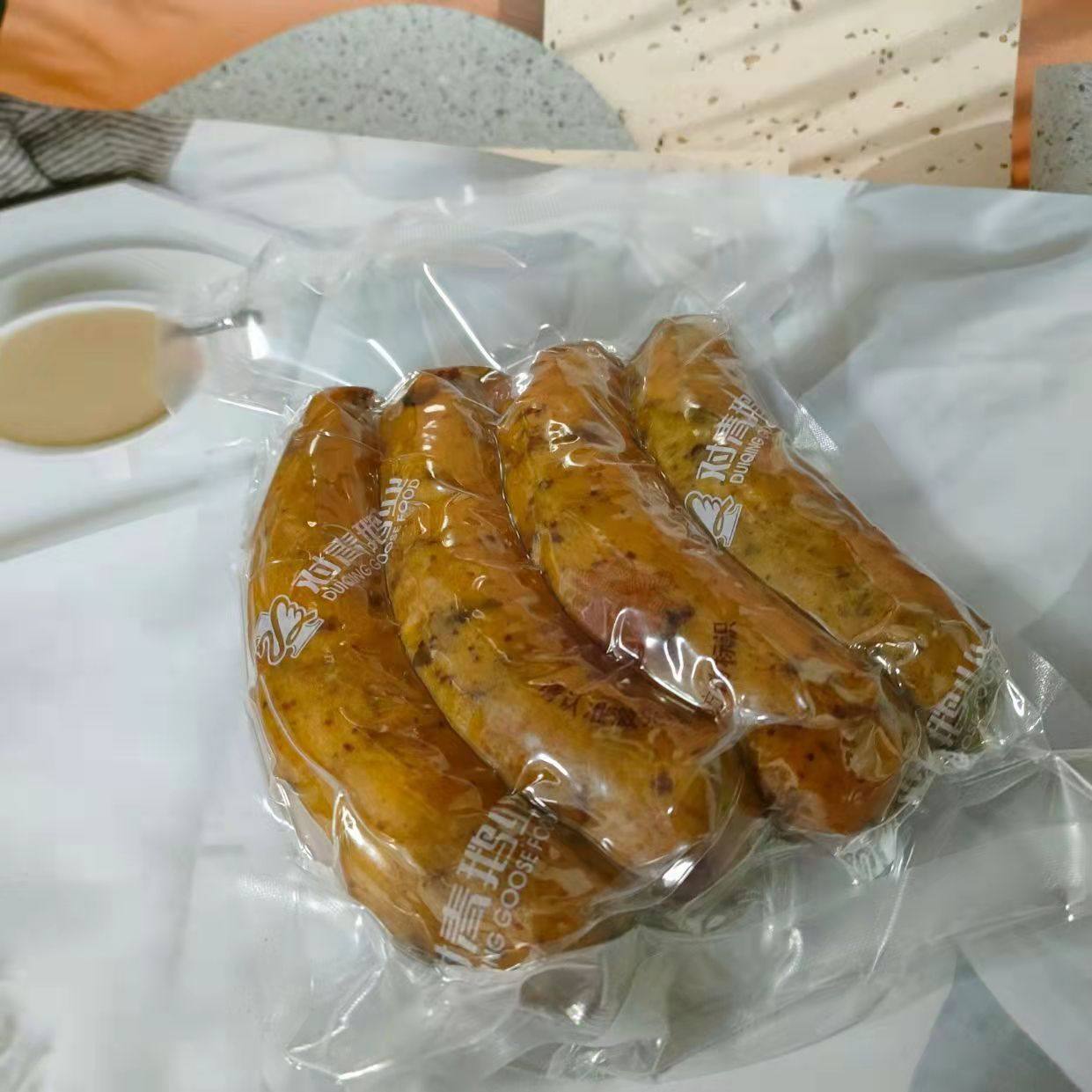 On the green foie gras sausage Northeast specialty net red food authentic hometown flavor casual flavor snacks