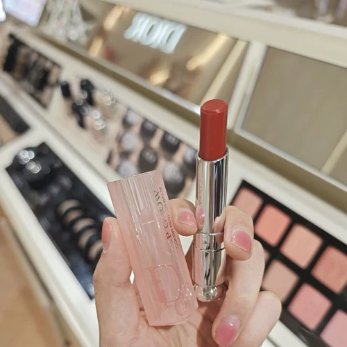 Now DIOR/Бальзам для губ Dior, меняющий цвет/Розовая помада сакуры 01 04 031 025 012 033 038