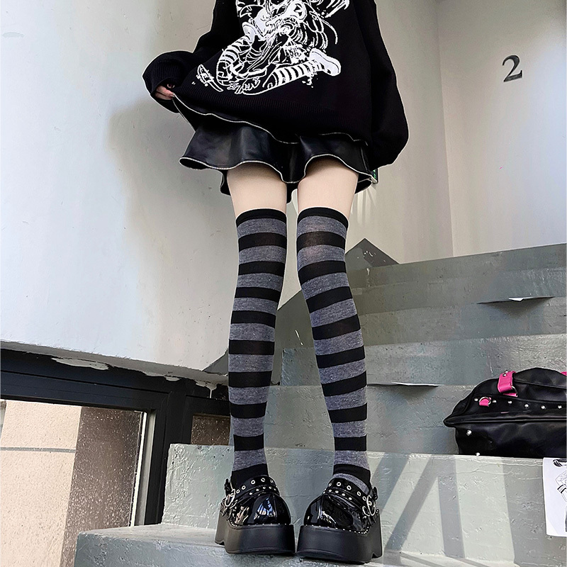 Black and Gray Striped Over-The-Knee Socks Japanese Cosplay Anime Y2K Punk Hot Girl Black and White Slimming Jk Thigh Socks