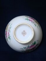 In the early liberation of Jingde Town Flower Pattern White Porcelain Bowl Nostalgic Folklore Old Objects Collection Promotional Fittings