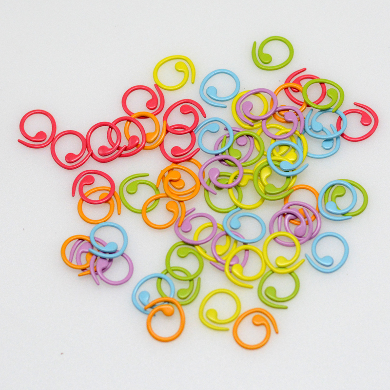 Sweater Knitting Tools, Colorful Gradient Thread Open and Closed Stitch Markers, Metal Stitch Markers, Counting Rings, 60 Pieces Set