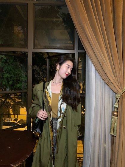 Zhao Youzhen French retro vintage style army green lapel printed mid-length loose windbreaker jacket for women