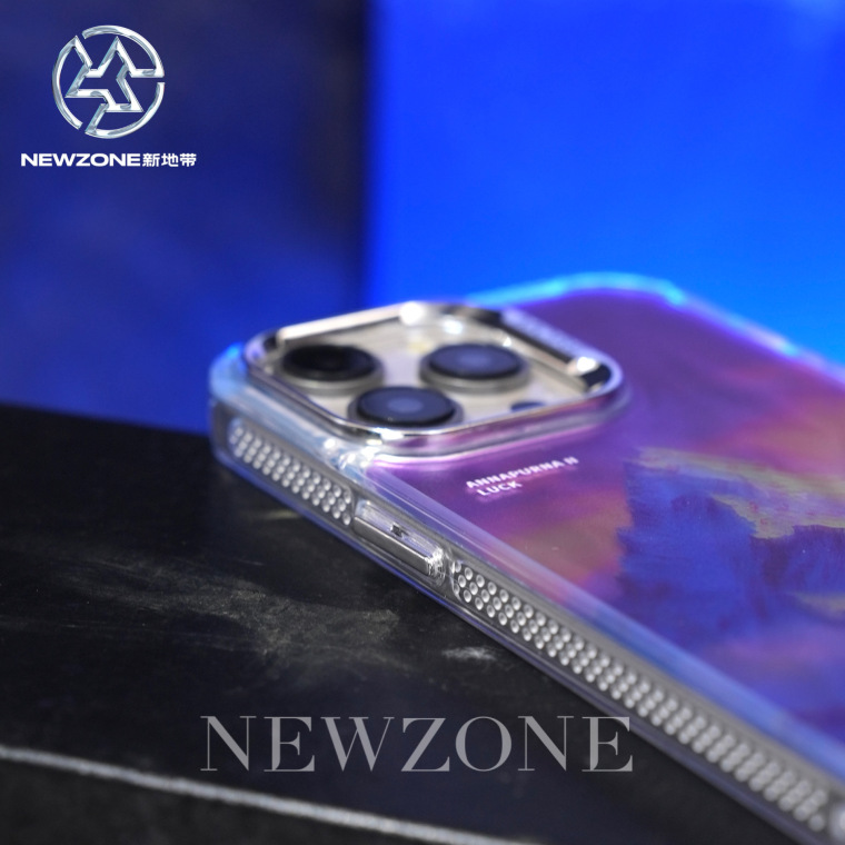 New Gradient Laser Shine Snow Mountain Illustration Annapurna II Luck 15, 14, 13, 12 iPhone Case