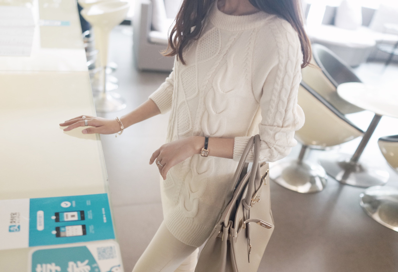 Mùa thu và mùa đông retro xoắn lỏng áo thun cổ tròn dài tay dày dày phần dài áo len của phụ nữ áo len đáy áo len nữ cổ cao