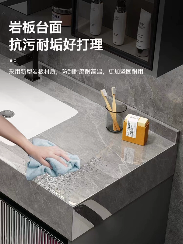 Tủ gương thông minh có đèn chiếu sáng mặt gương chống hơi nước tủ gương lavabo liền mạch cửa trượt