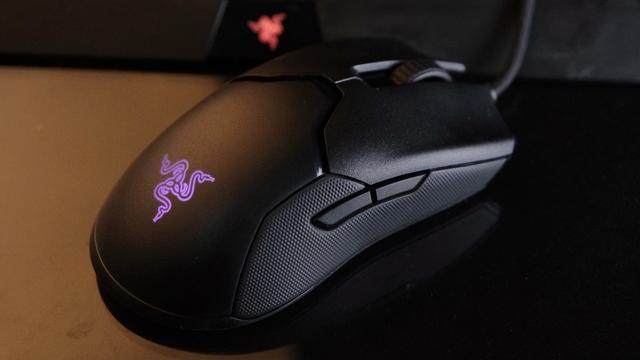 爱打扮,他他商城 手臂流操作太累69蛇毒蝰助你一臂之力