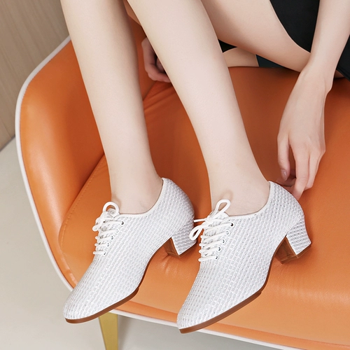 Летняя обувь, белые танцующие туфли, мягкая подошва