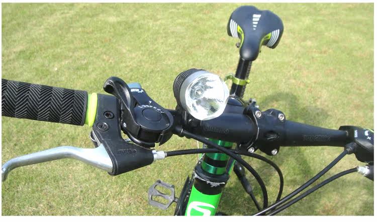 Lumière vélo - phare - Ref 2401833 Image 11