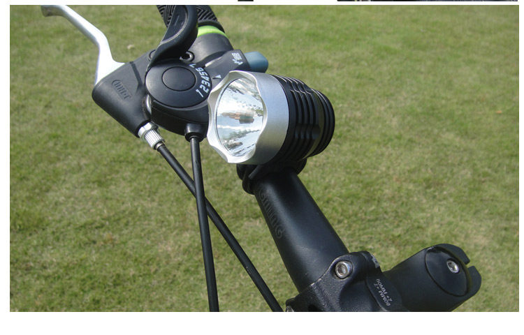 Lumière vélo - phare - Ref 2401833 Image 9