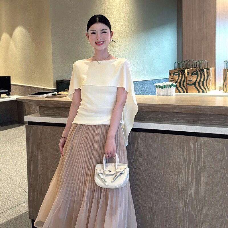 Socialite Style Fake Two-Piece Cape Shawl Off-Shoulder Short-Sleeve Shirt for Women, Summer Light Luxury, Elegant Slim-Fit Off-Shoulder Top