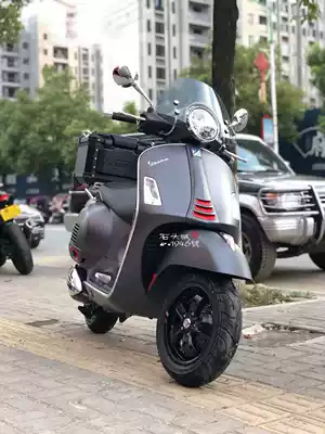 VESPA GTS 250 300 Original smoked black windshield Transparent windshield Stroke windshield Small windshield