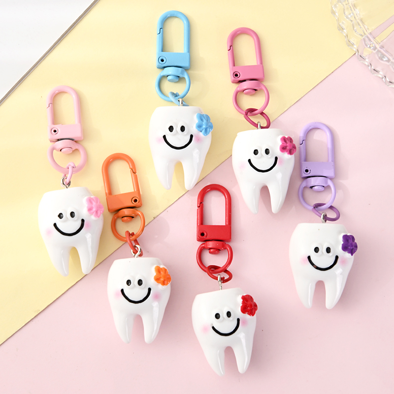 Simulated Creative Happy Teeth Couple Keychain Dental Clinic Gift Cute Smiling Mouth Keyring Gift