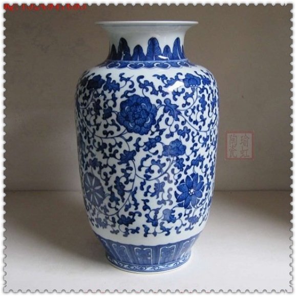 Great value recommended Jingdezhen pottery hand-painted antique blue and white entwined branches lotus melon countertop small vase ornaments special offer