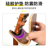 Гитара, настенное укулеле с партитурой