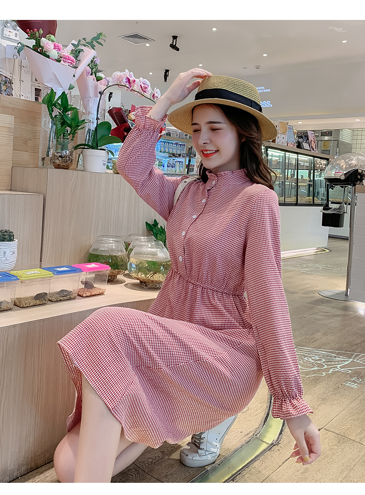 VK旗艦店 韓系復古立領收腰顯瘦小格紋喇叭長袖洋裝
