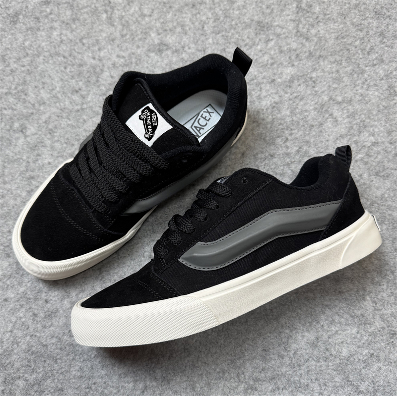 Knu Skool Black and Gray Retro Versatile Casual Shoes for Men and Women, American Street Style Chunky Sneakers, Sports Skate Shoes
