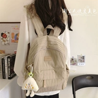 Коричневый рюкзак, подвеска