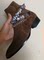 CHELSEA BOOTS MENS AUTUMN AND WINTER 2024 EUROPE AND THE UNITED STATES FASHION PERSONALITY NUBUCKLE POINTED TOE WAIST FLOWER CHAIN MARTIN BOOTS TIDE