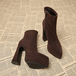Genuine Leather Height-Increasing Short Boots for Petite Women, Super Trendy French Style, 2025 Autumn and Winter New Model, Stylish and Eye-Catching High Heels