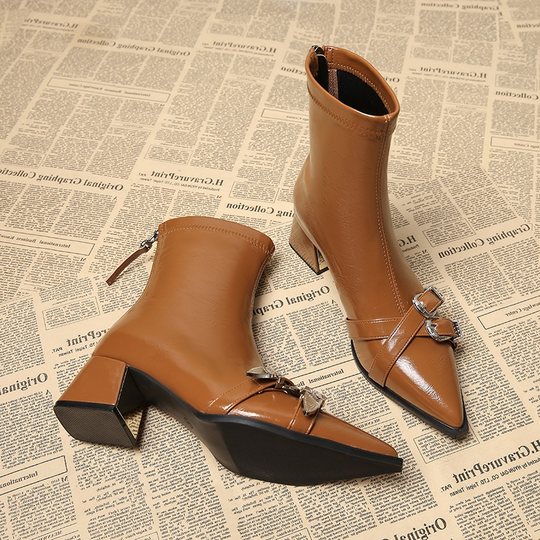 Genuine Leather High-End French Style Pointed Toe High-Heeled Short Boots for Women 2025 Autumn and Winter New Style White Fashion Boots