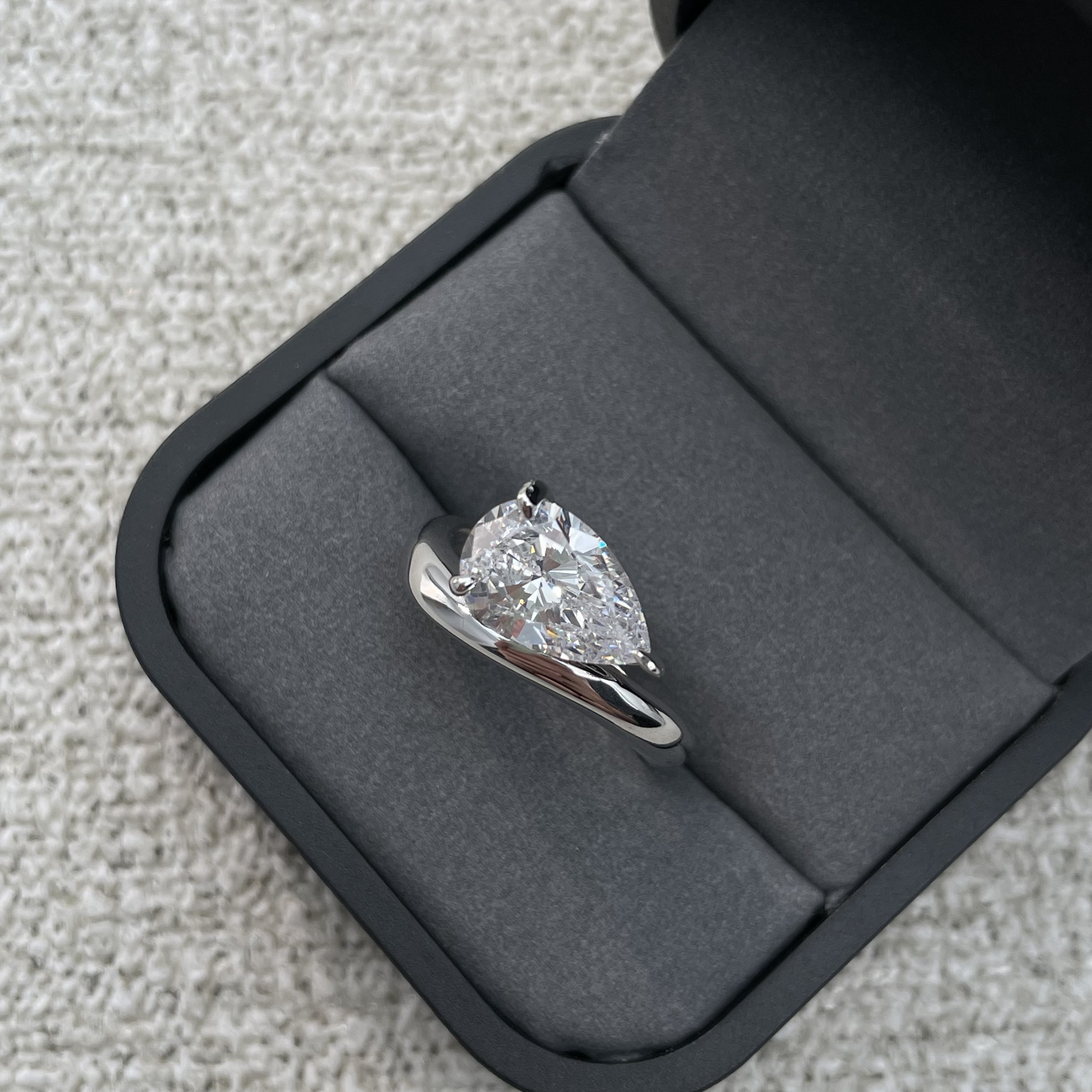 2 carat water drop sterling silver 925 ring