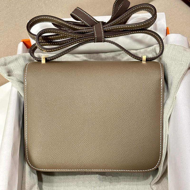 Women's Bag 2026 New Model Genuine Leather Constance Bag Single Shoulder Crossbody Small Square Bag Fashionable High-End Versatile Flight Attendant Bag