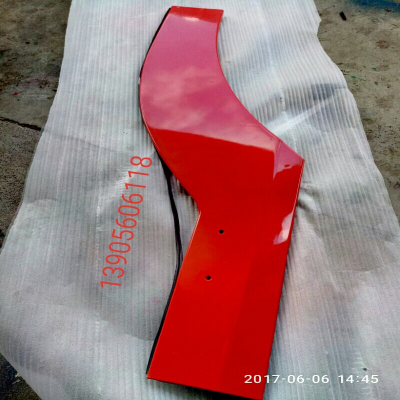 Jianghuai Reka Car Accessories Gelfa Sword door Outer group truck door Lower decorative plate door Lower skirt plate