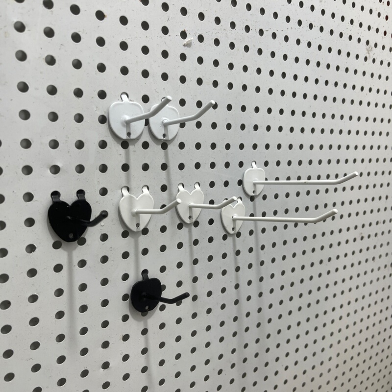 30-Piece Set of Pegboard Hooks and Shelf Accessories for Organizing, Including Round Hole Multi-Hole Board Accessories, Heart-Shaped Double-Prong Apple Hooks