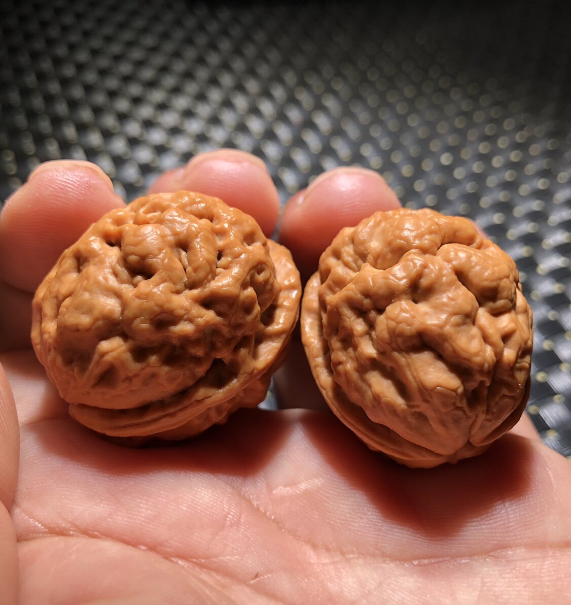 Pure Wild Natural Bully Liga Golden Toad Brain Tattoo Toad Head Lion's Head Lion Head Small Size Iron Walnut