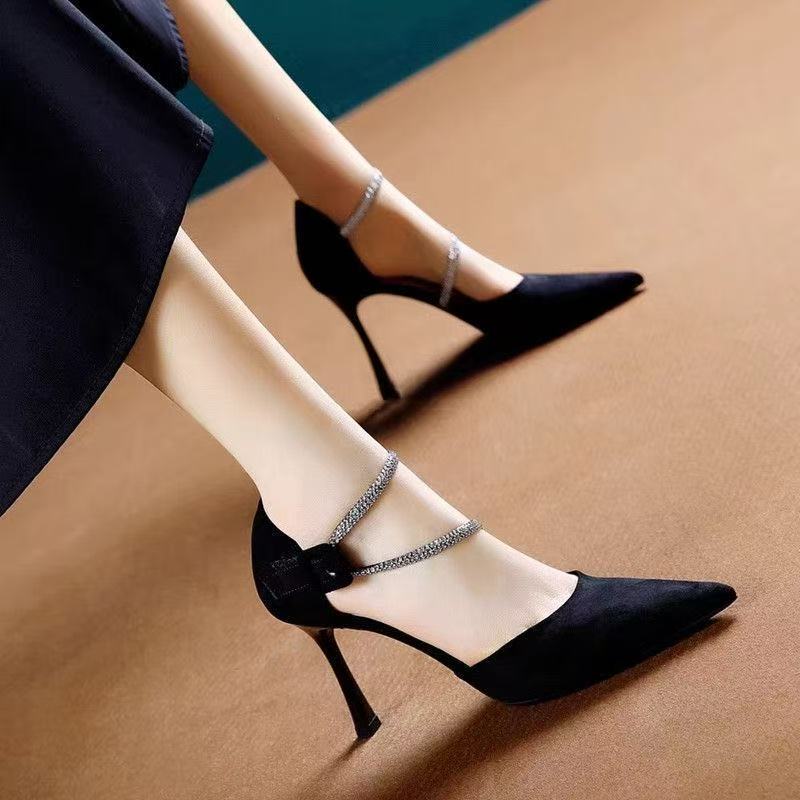 Small Size 313233 Black Suede Rhinestone Stiletto High Heels for Women, Elegant and Slimming, Suitable for Commuting and Parties, Large Size 41 to 43