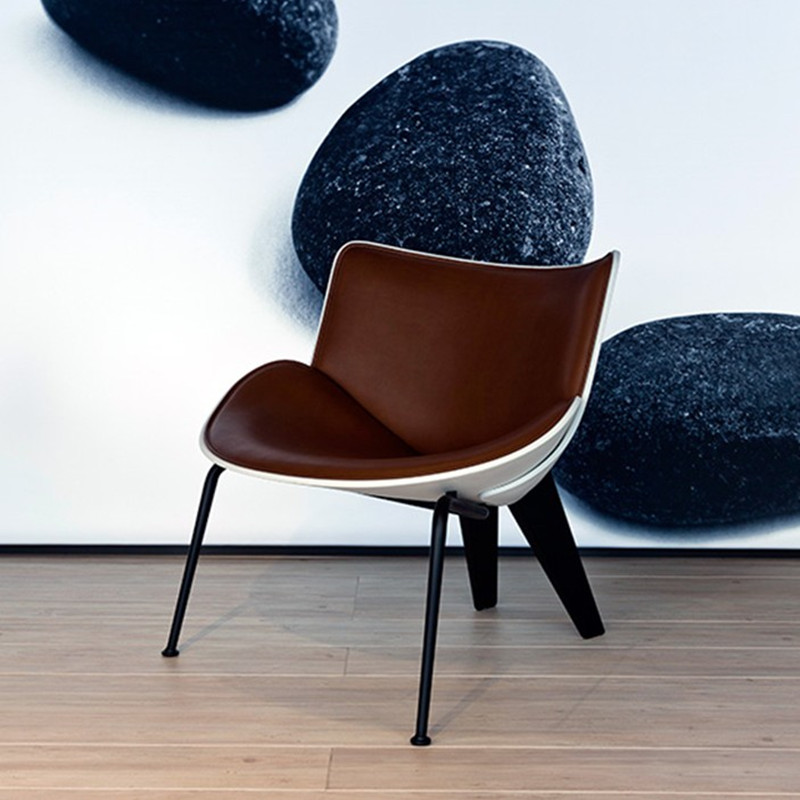 Designer glass fiber easy chair Shell chair Light luxury leisure sample house display center Model room to connect high-end Zongzi chair creativity