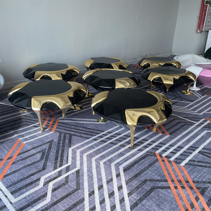 UFO series Italian designer modern art diamond tea table edge several magmatic fluid suspension table-like board room-Taobao