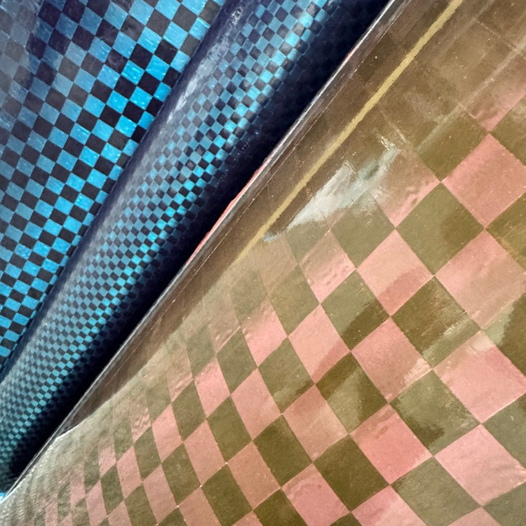 12K Carbon Fiber Wide-Width Prepreg Fabric Rc42%T300 Large Square Grid 8/16/18/20mm for Automotive and Motorcycle Vacuum Tank Bags