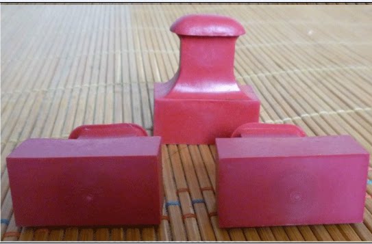 Red rubber rectangular material rubber chapter material plastic chapter material seal material wholesale