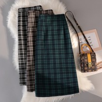 Retro high waist grain over knee length skirt woman 2022 autumn and winter new Korean version fashion fur open fork bag hip half body dress