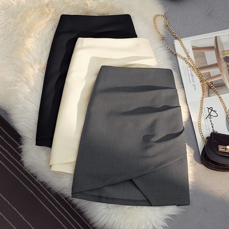 Folded sexy anti-light skirt female 2022 summer new Korean fashion high-end professional A-line bag hip skirt