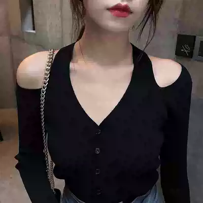 European Big version V neck sweater women strapless sexy 2021 early spring coat slim knitted cardigan ins Net red tide