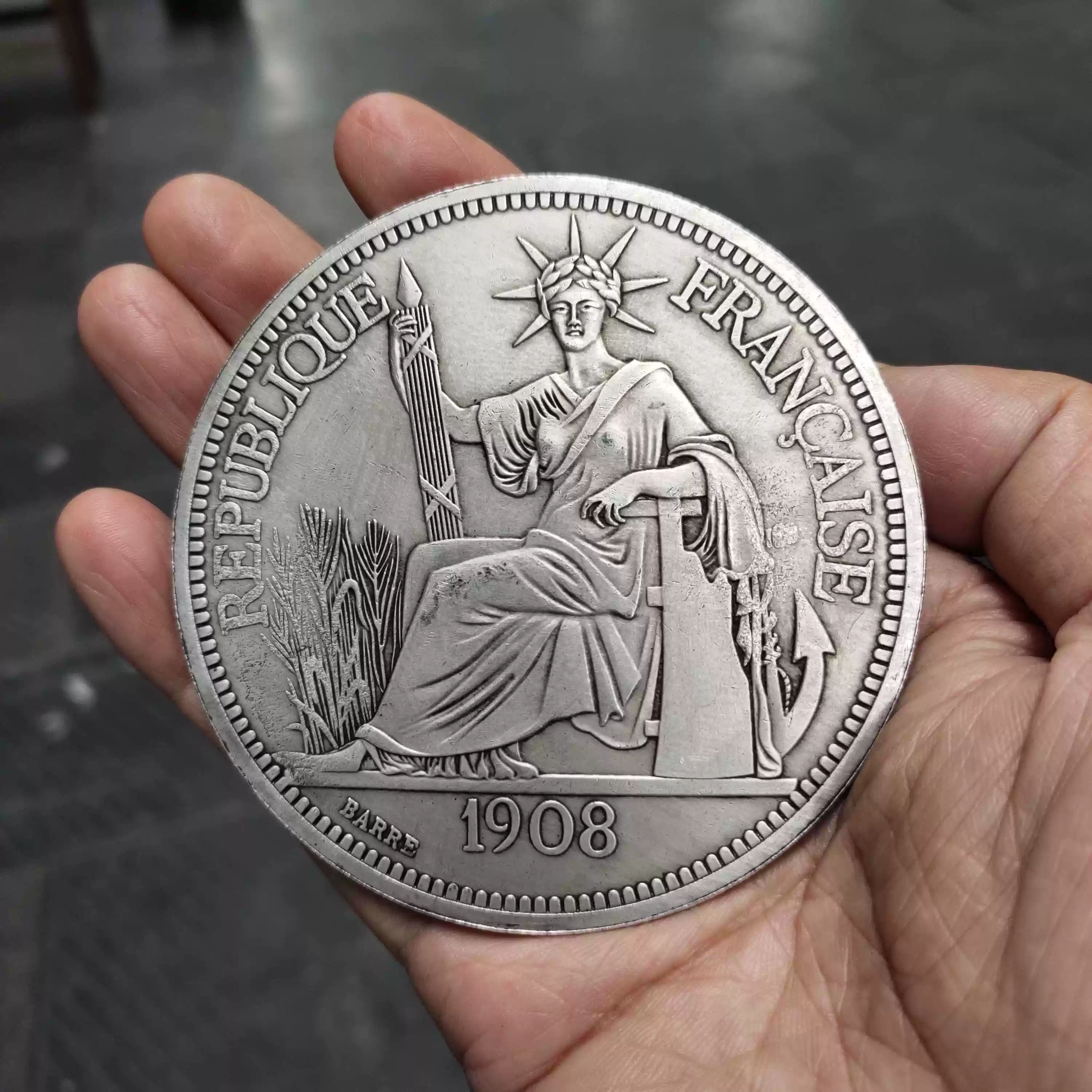 清朝十兩銀元坐洋拾元古玩錢幣收藏直徑88毫米復古外國銀幣