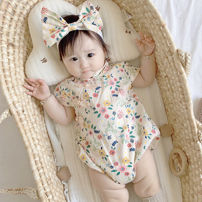 INS 2020 Summer Baby Hardrobe Baby Delta Baby Triangle Buttock Out of Baby Young Child Dress Strap