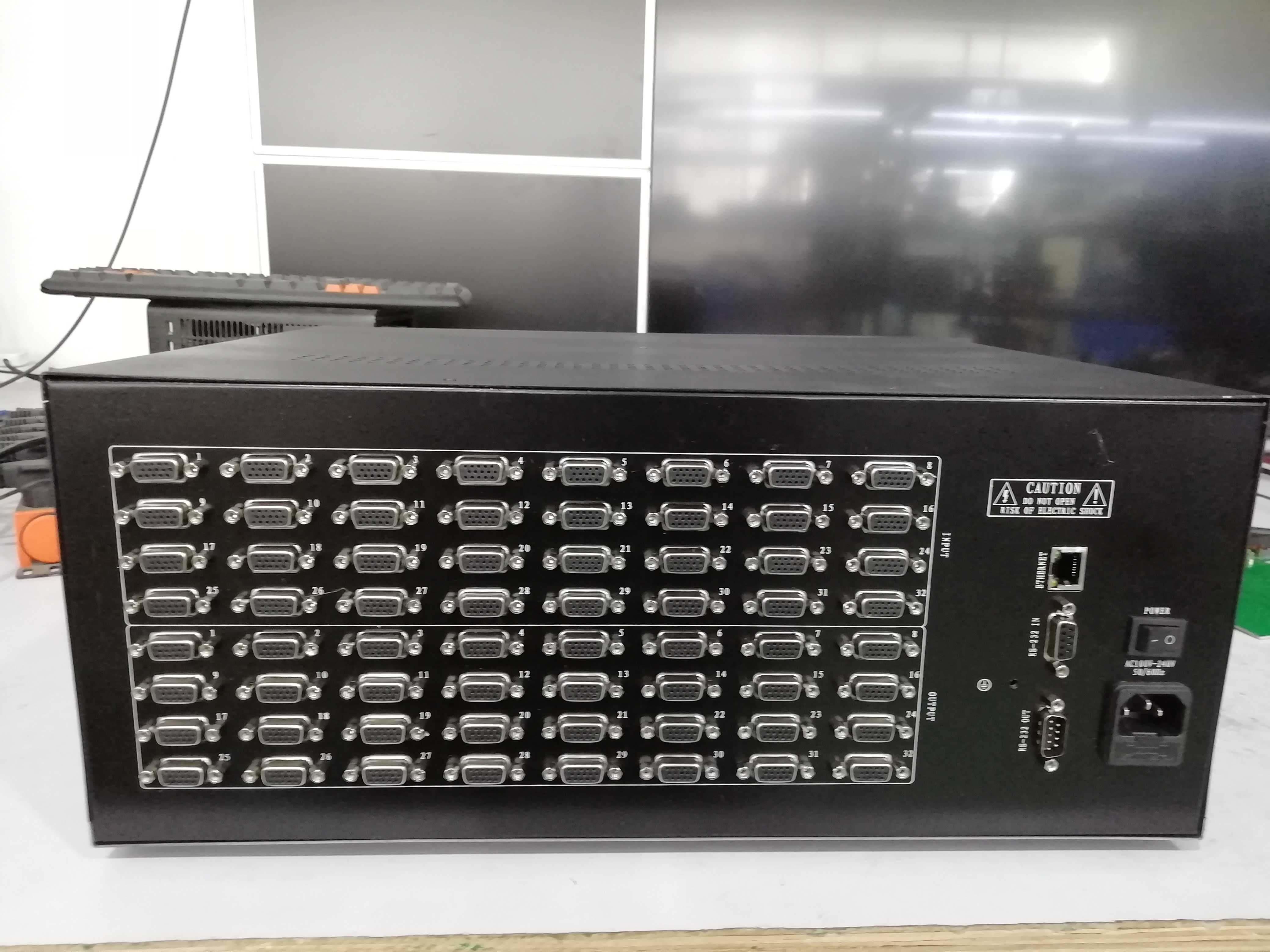 VGA matrix 32 in 32 out vga movie switcher 8 16 24 HD movie signal