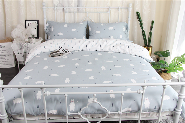Bông bốn mảnh in đơn giản bông nhỏ chăn tươi tấm trải giường 1,5 m 1,8m Bộ đồ giường ba mảnh - Bộ đồ giường bốn mảnh chăn ga gối forever