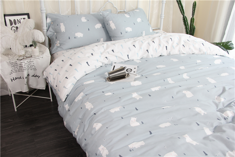 Bông bốn mảnh in đơn giản bông nhỏ chăn tươi tấm trải giường 1,5 m 1,8m Bộ đồ giường ba mảnh - Bộ đồ giường bốn mảnh chăn ga gối forever
