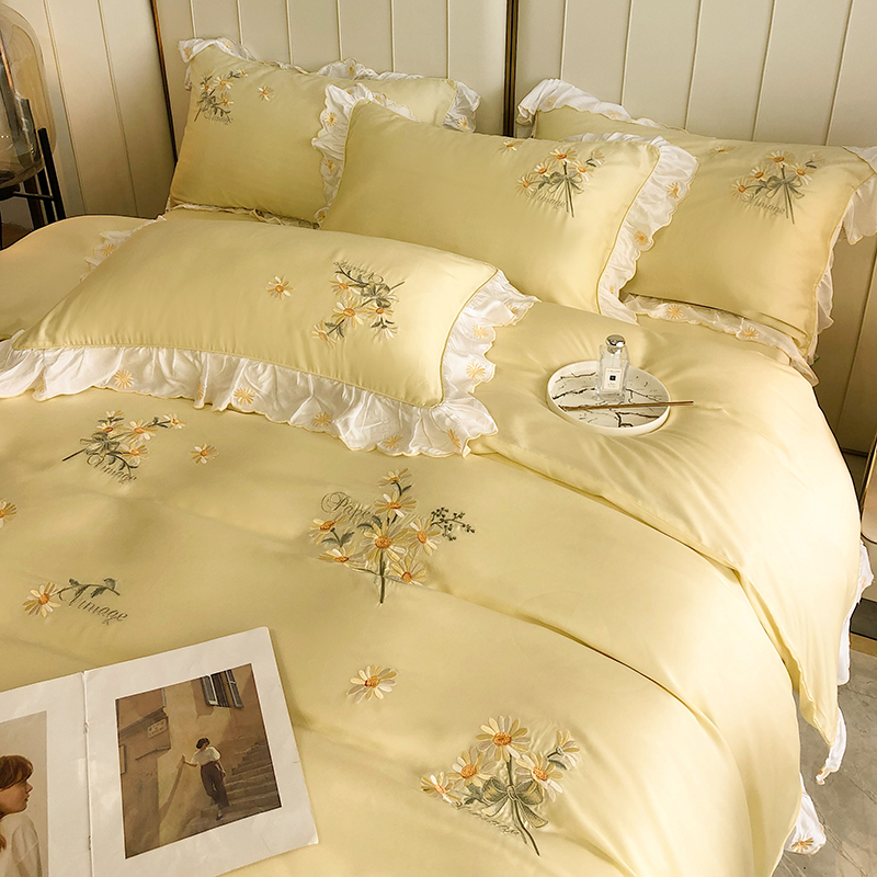 Small frescoed summer 60 Landes fine Sky silk Four pieces Daisy Embroidery Quilt Cover Bed Linen Naked Sleeping Silk Sliding Bed Supplies