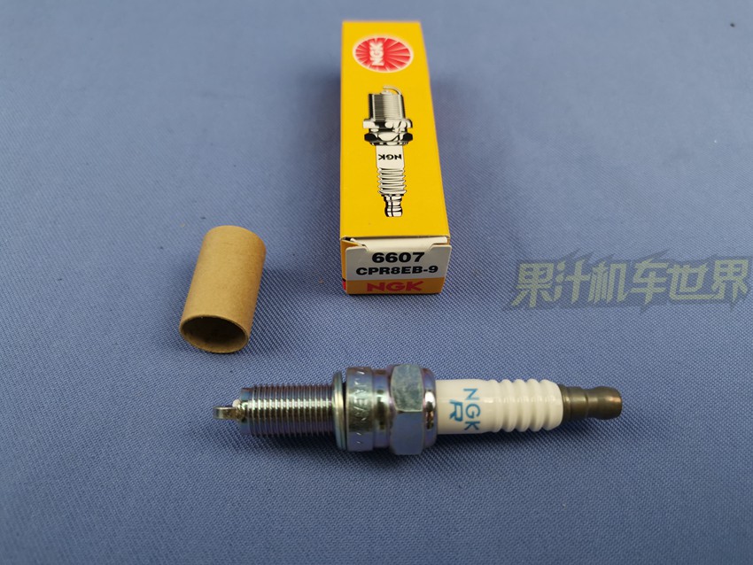 KLX450 XT1200 KX250F EFI KX450F 0619 Original spark plug CPR9EB9