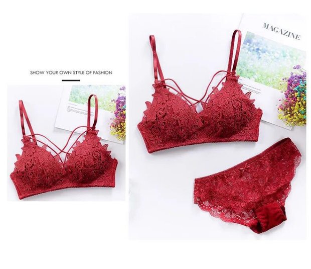 Cô gái gợi cảm ren không có vòng thép trên áo ngực mỏng phần ngực nhỏ tụ tập để nhận được cặp áo ngực màu đỏ bộ đồ lót áo tắm