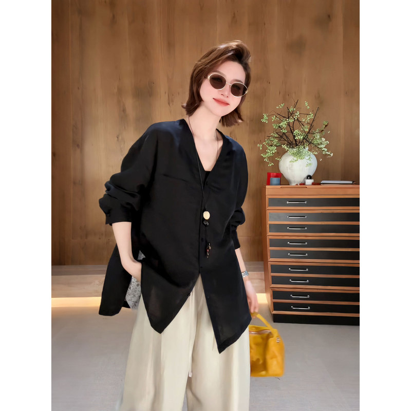 Yueyue Doesn'T Eat Fish [Twilight Glow] Spring/Summer Versatile Slimming Back-Slit Lace V-Neck Shirt Top D2266