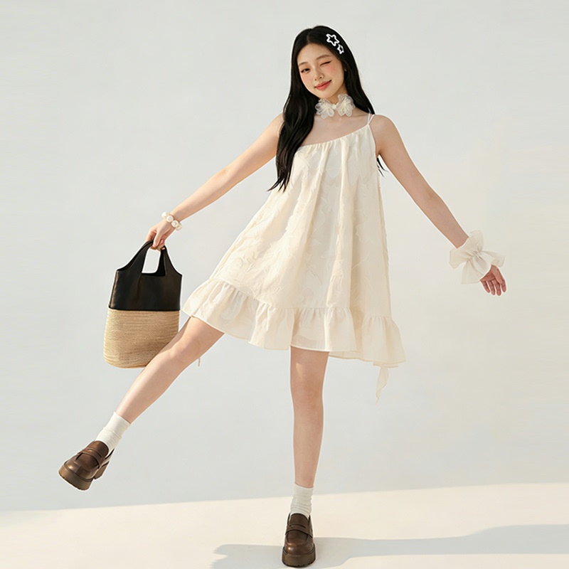 Off-Shoulder Ruffle Strap Dress for Women, New Summer Style, Sexy Puffy Short Dress, Pure Desire Style, Sleeveless, Waist-Cinching, Slimming