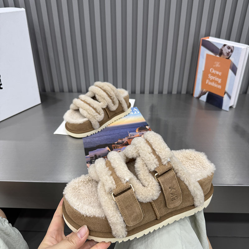 Thick-Soled Genuine Leather Wool Slippers for Outdoor Wear, Fleece-Lined Warm Cotton Slippers, Slip-On for Home and Outdoor Use F818-9 Thick-Soled Genuine Leather Wool Slippers for Outdoor Wear, Fleece-Lined Warm Cotton Slippers, Slip-On for Home and Outdoor Use F818-9